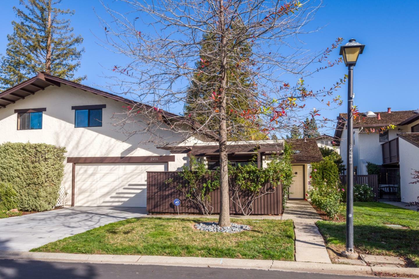 Property Photo:  2454 Sharon Oaks Drive  CA 94025 