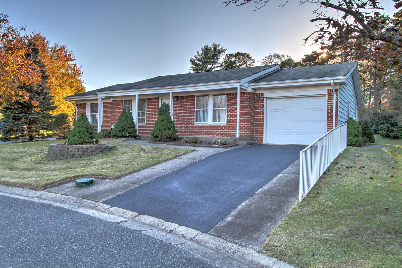 Property Photo:  5 Musket Court  NJ 08759 