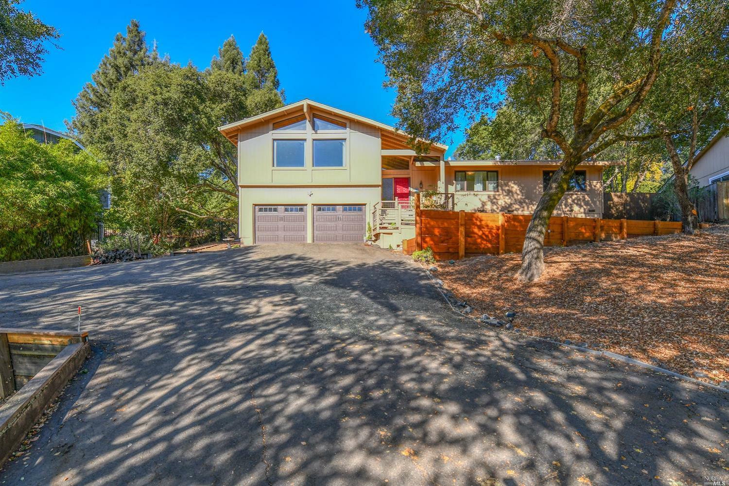 Property Photo:  5080 Carriage Lane  CA 95403 