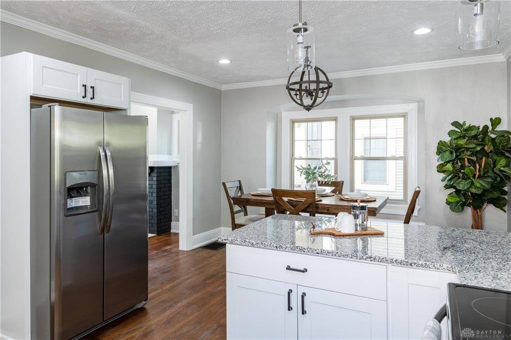 Property Photo: 2467 S Dixie Drive OH 45409