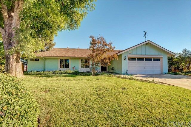 Property Photo:  1800 W Las Lanas Lane  CA 92833 
