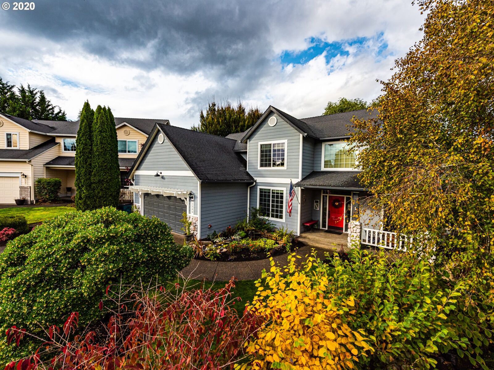 Property Photo: 1345 E 14th Cir WA 98629