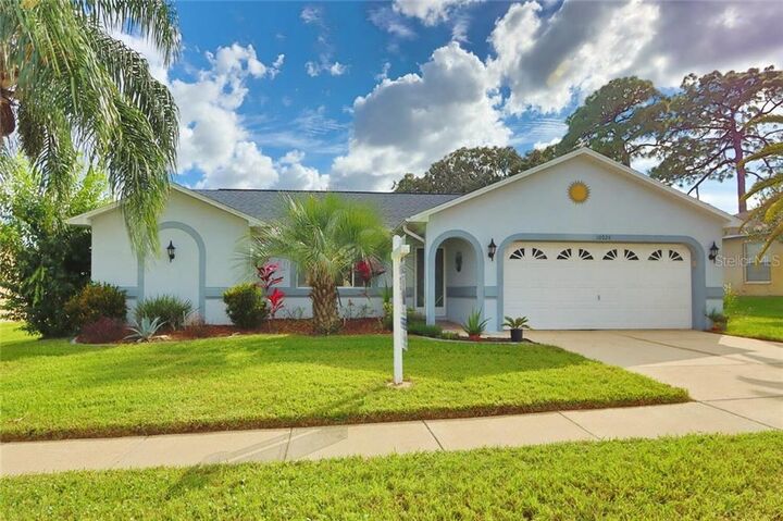 Property Photo: 10924 Claverton Avenue FL 34667