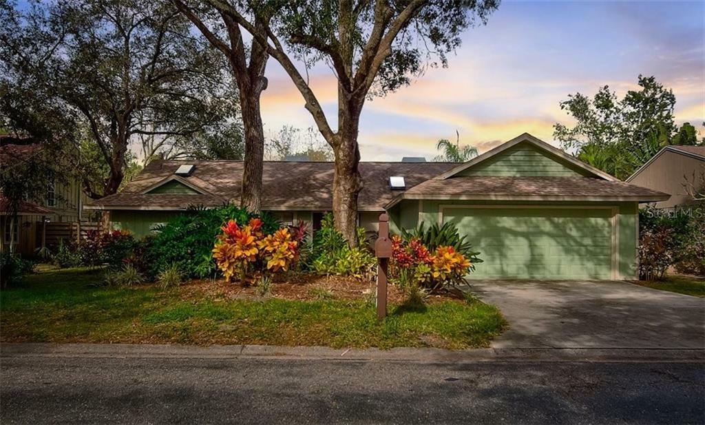 Property Photo:  4079 Woodview Drive  FL 34232 