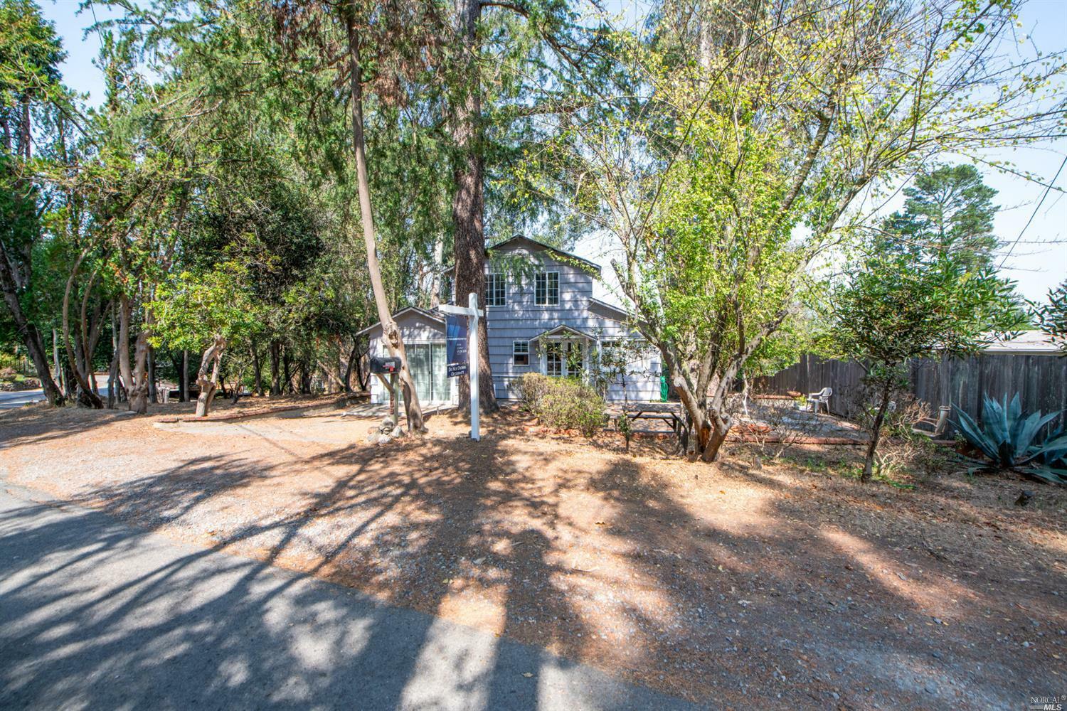 Property Photo:  808 Spring Drive  CA 94941 