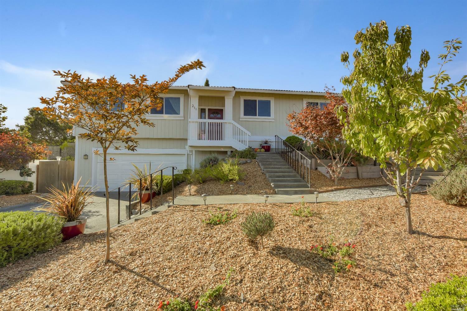 Property Photo:  211 Kenwood Court  CA 94945 