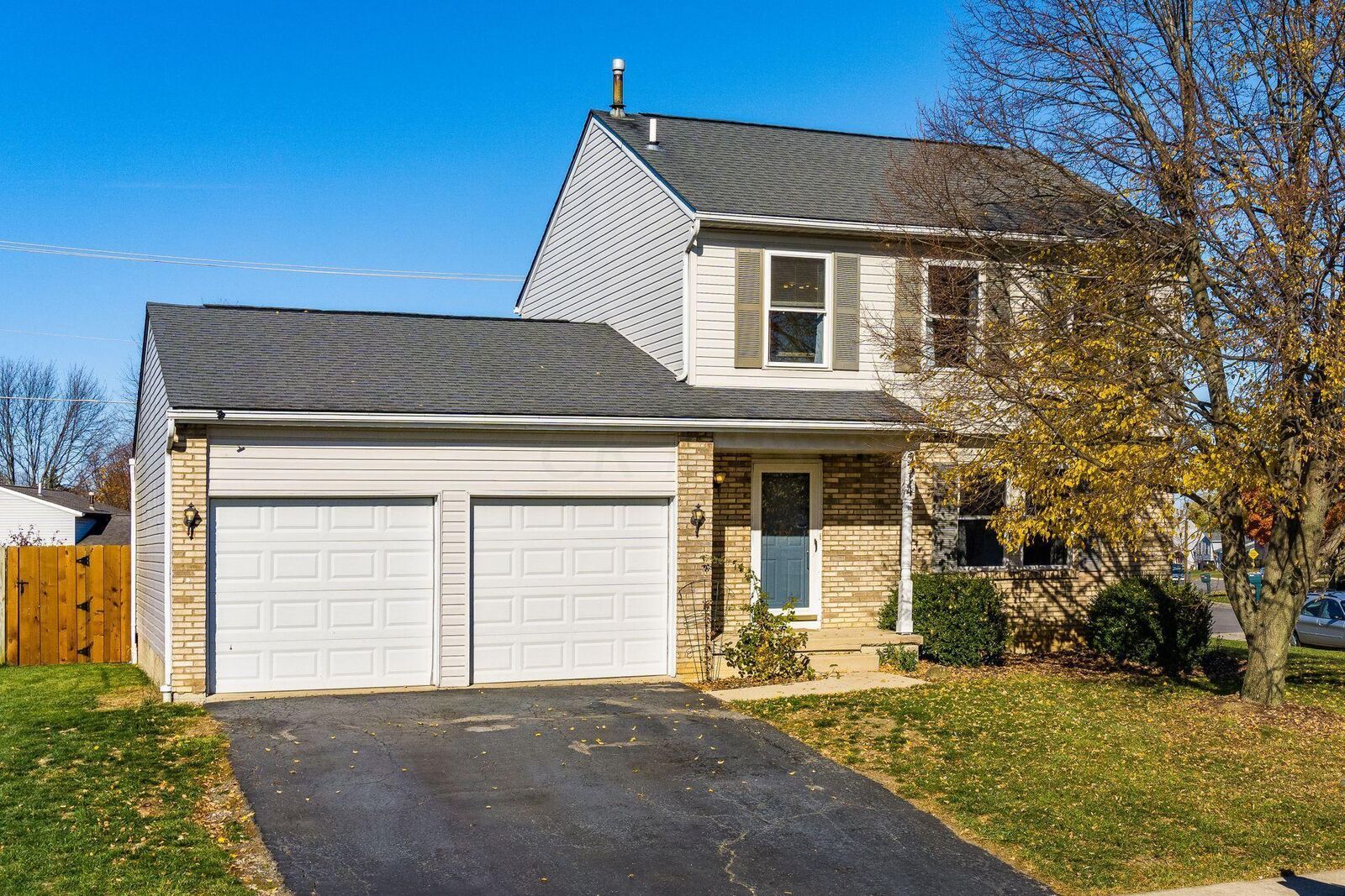 Property Photo:  5314 Cherry Bud Court  OH 43228 