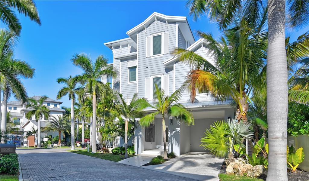 Property Photo: 5005 Gulf Of Mexico Drive 9 FL 34228