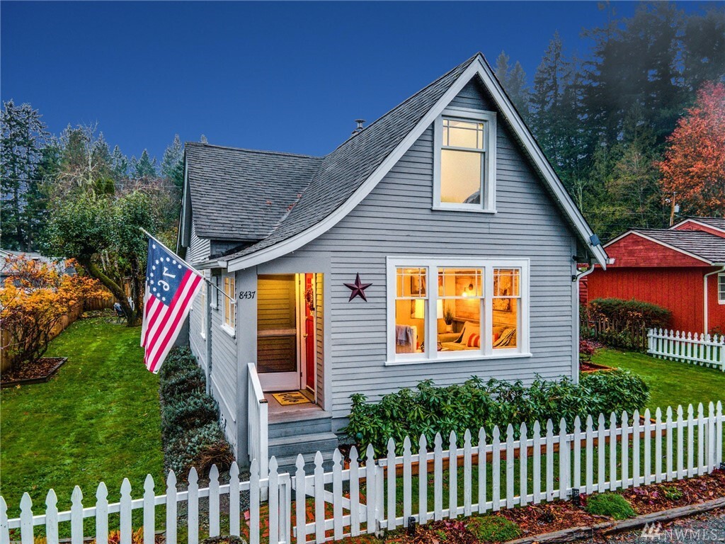 Property Photo: 8437 309th Place SE WA 98050