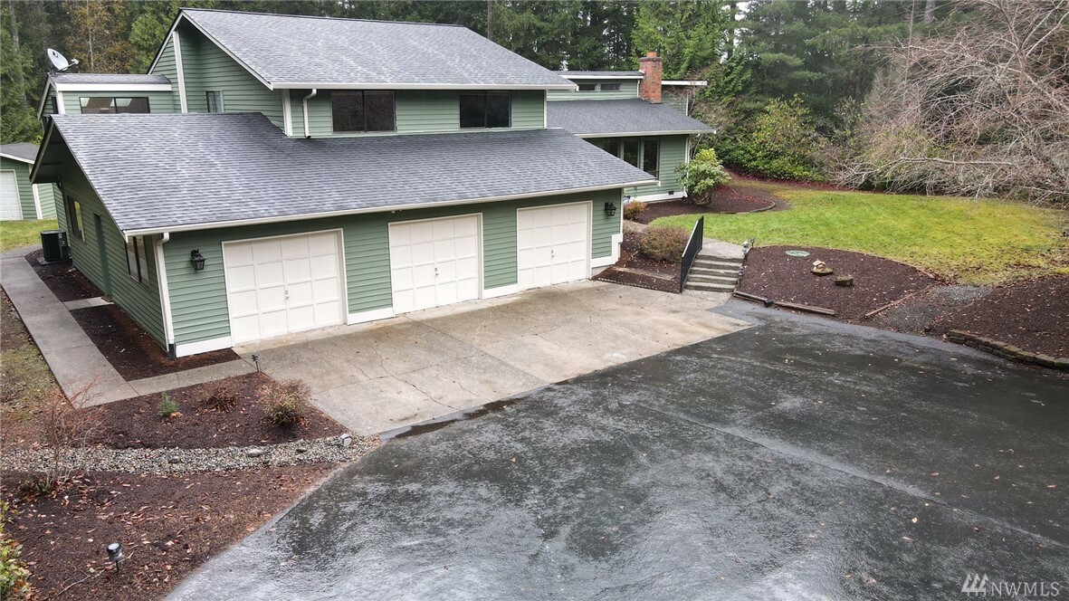 Property Photo:  5606 Bryan Rd NW  WA 98312 