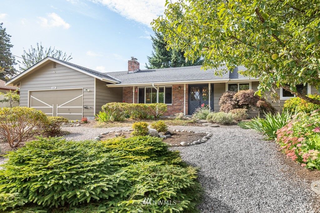 Property Photo: 2406 97th Place SE WA 98208