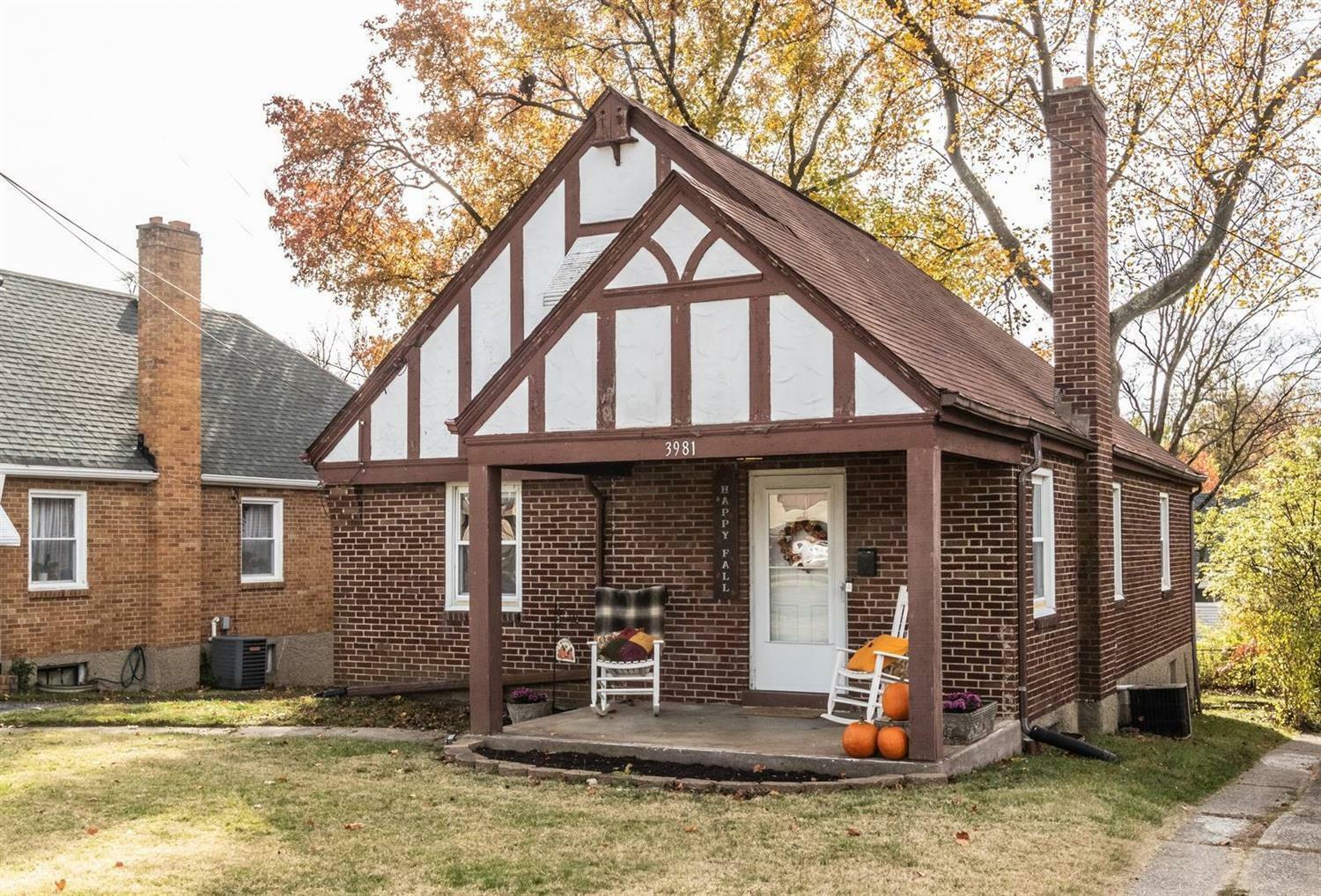 Property Photo: 3981 E Galbraith Rd OH 45236