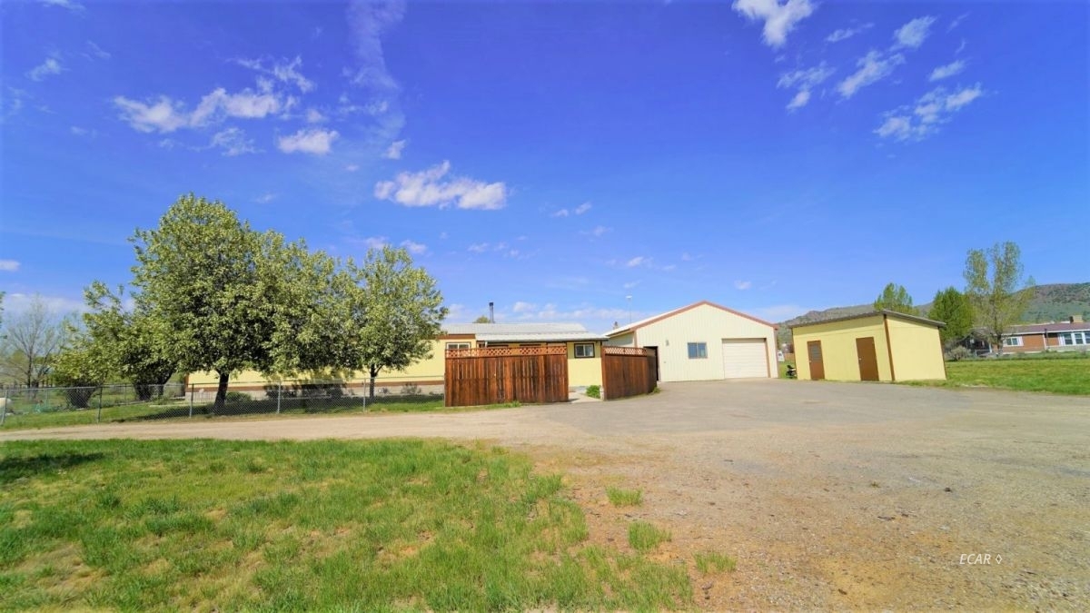 Property Photo:  523 Castlecrest Drive  NV 89815 