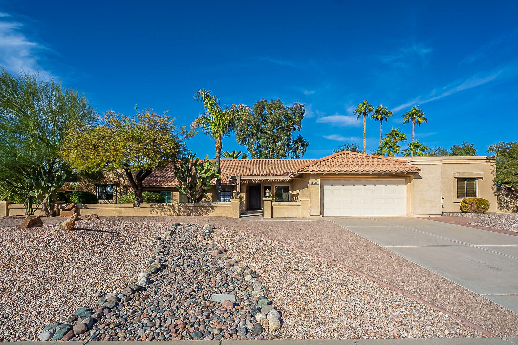 Property Photo:  4302 E Betty Elyse Lane  AZ 85032 