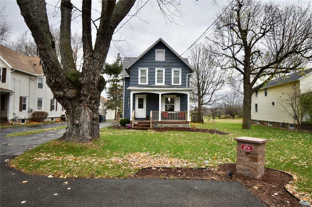 Property Photo:  674 W North Street  NY 14456 