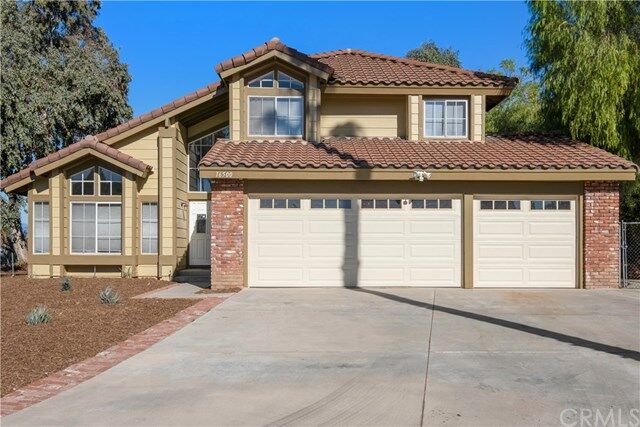 Property Photo:  16500 Brightridge Lane  CA 92503 