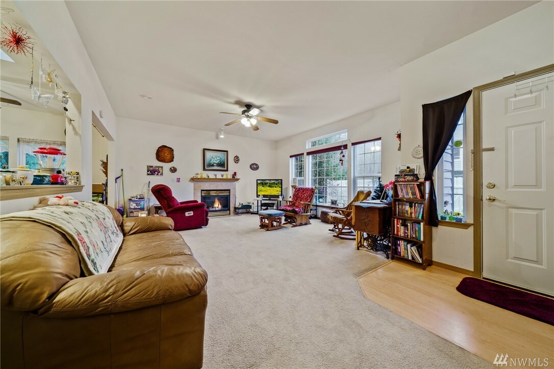 Property Photo: 2973 Lowren Lp WA 98366