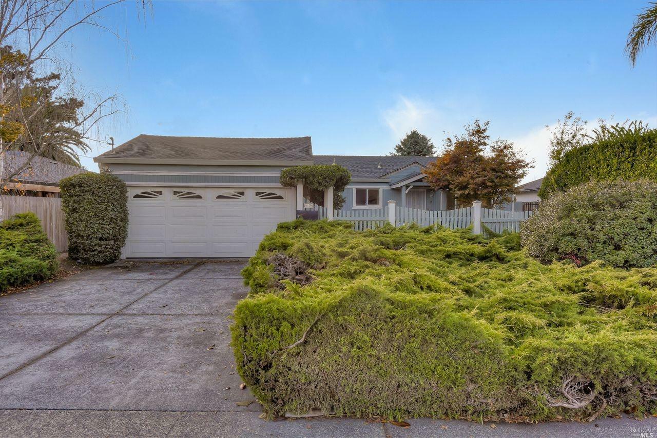 Property Photo: 69 Montego Key CA 94949