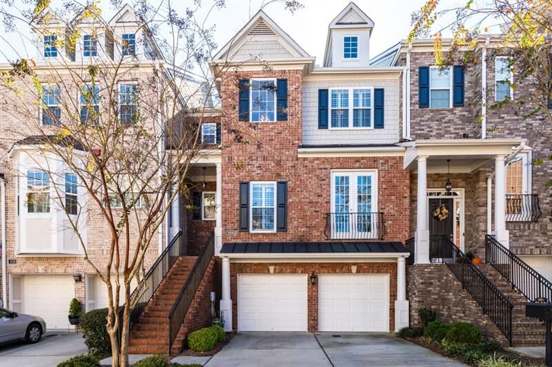 Property Photo: 3008 Woodwalk Drive SE 16 GA 30339