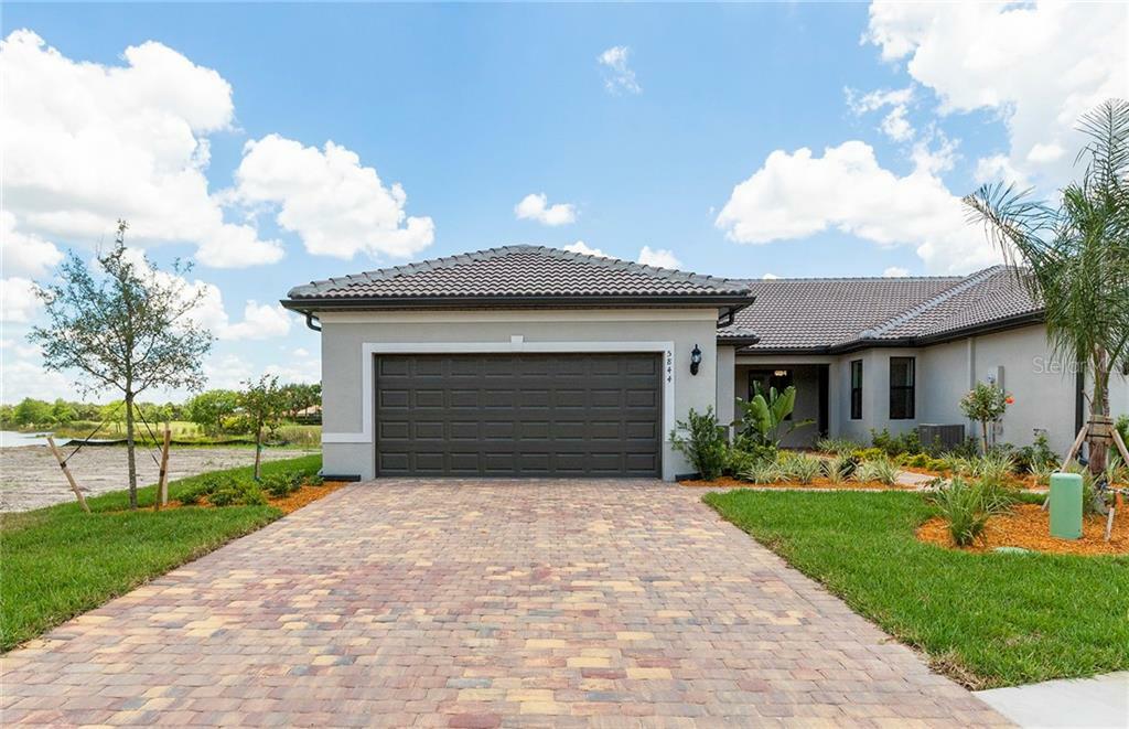 Property Photo: 13919 Vadini Street FL 34293