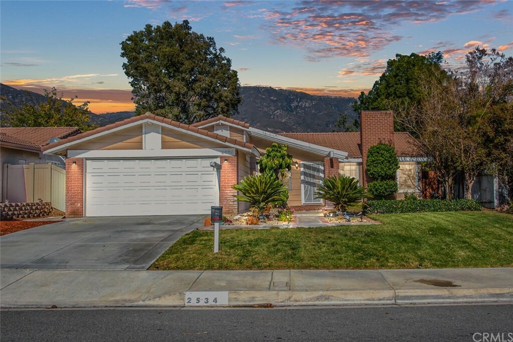 Property Photo: 2534 Irvington Avenue CA 92407
