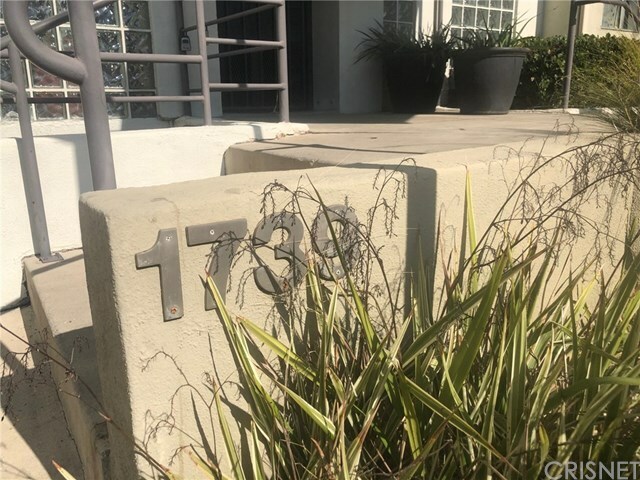 1739 E Broadway 21  Long Beach CA 90802 photo