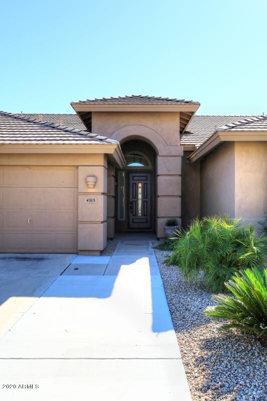 Property Photo: 4515 E Chisum Trail AZ 85050