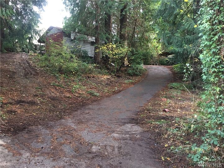 Property Photo:  2124 Shamrock Dr NW  WA 98312 