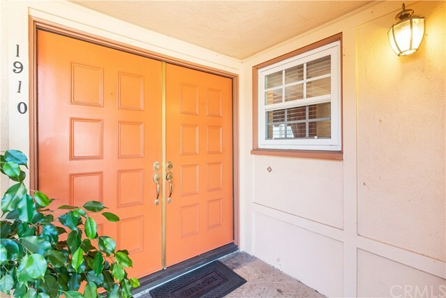 Property Photo:  1910 E Stearns Avenue  CA 90631 