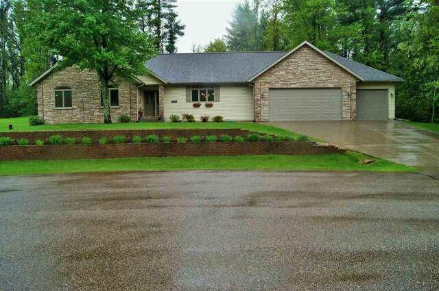 Property Photo:  5420 Richland Cove  WI 54494 