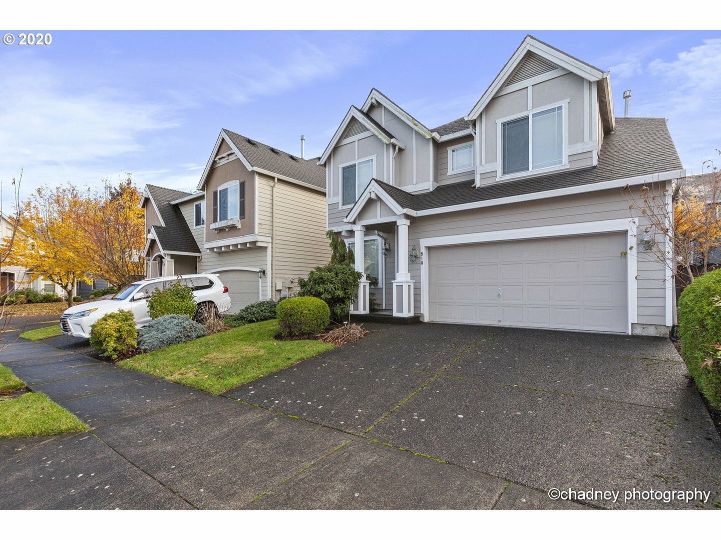 Property Photo:  918 SW 19th Way  OR 97060 