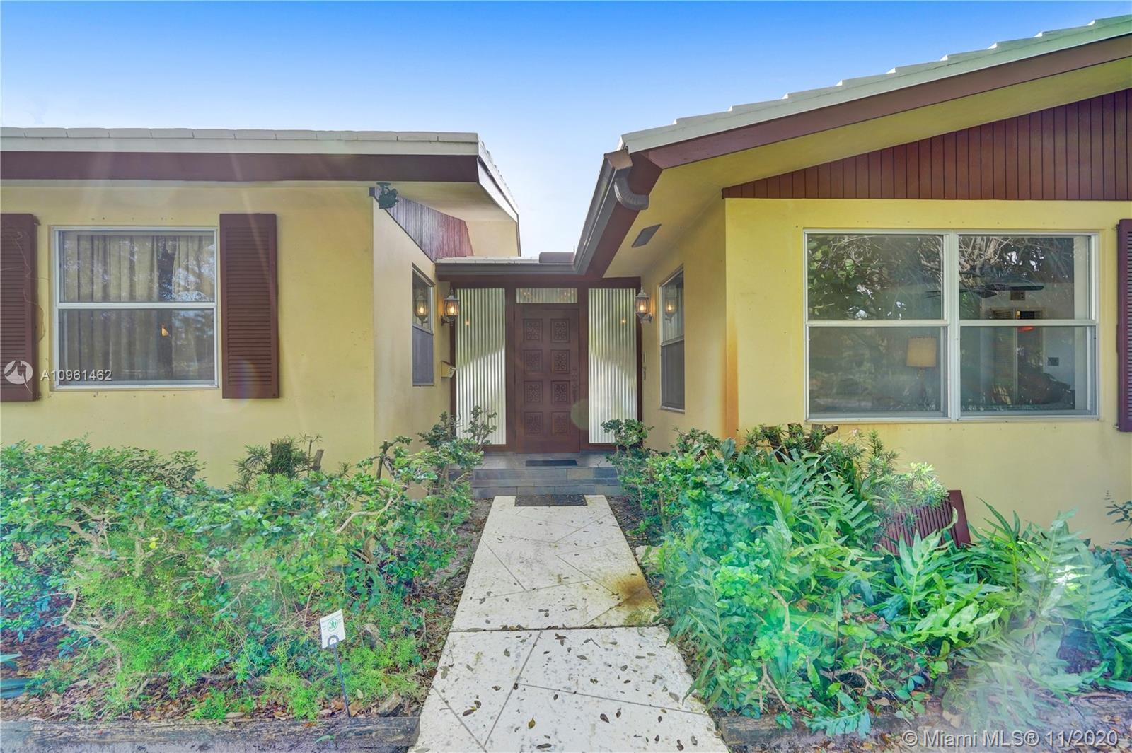 1450 Monroe St  Hollywood FL 33020 photo