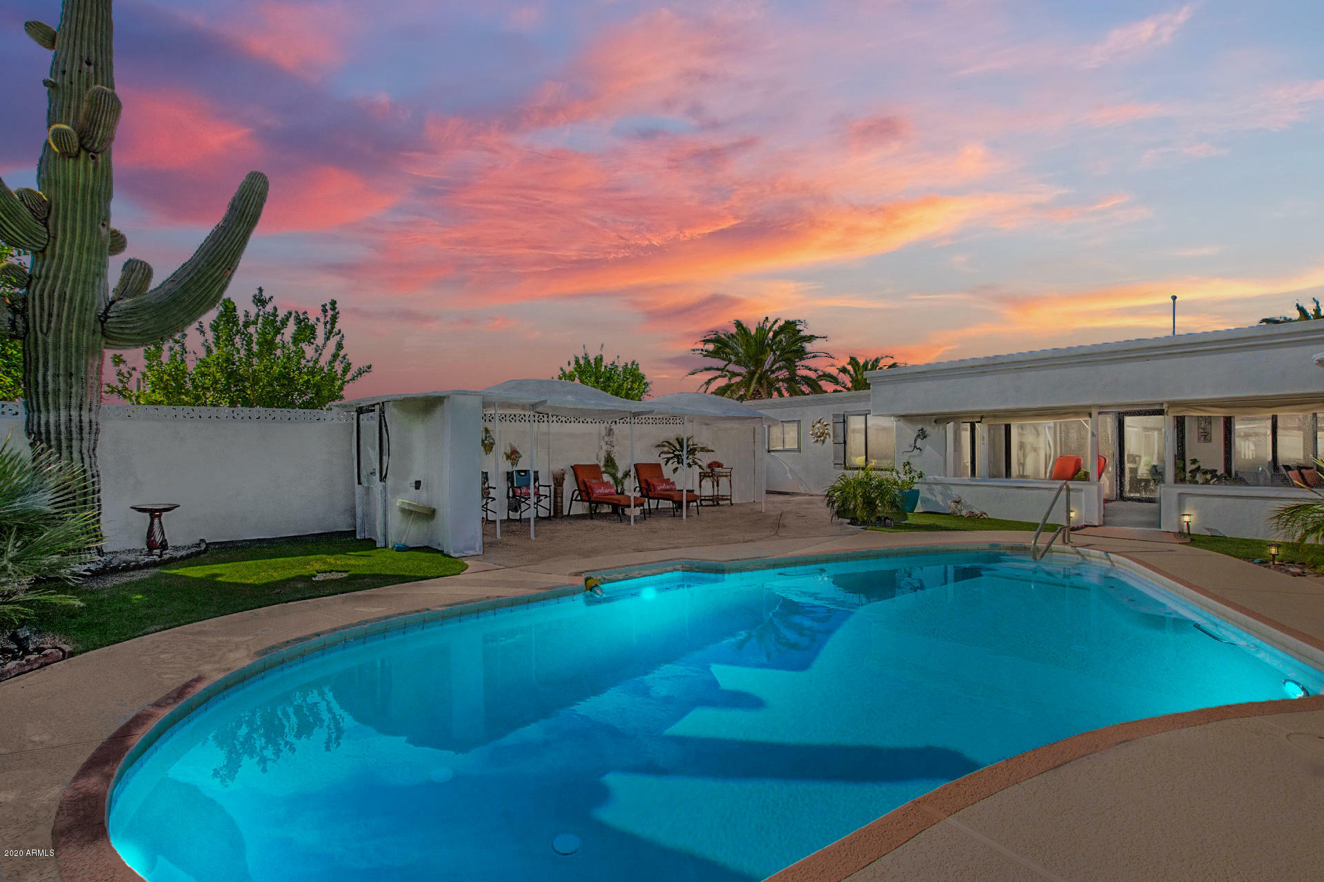 Property Photo: 14643 N Fallbrook Court AZ 85351