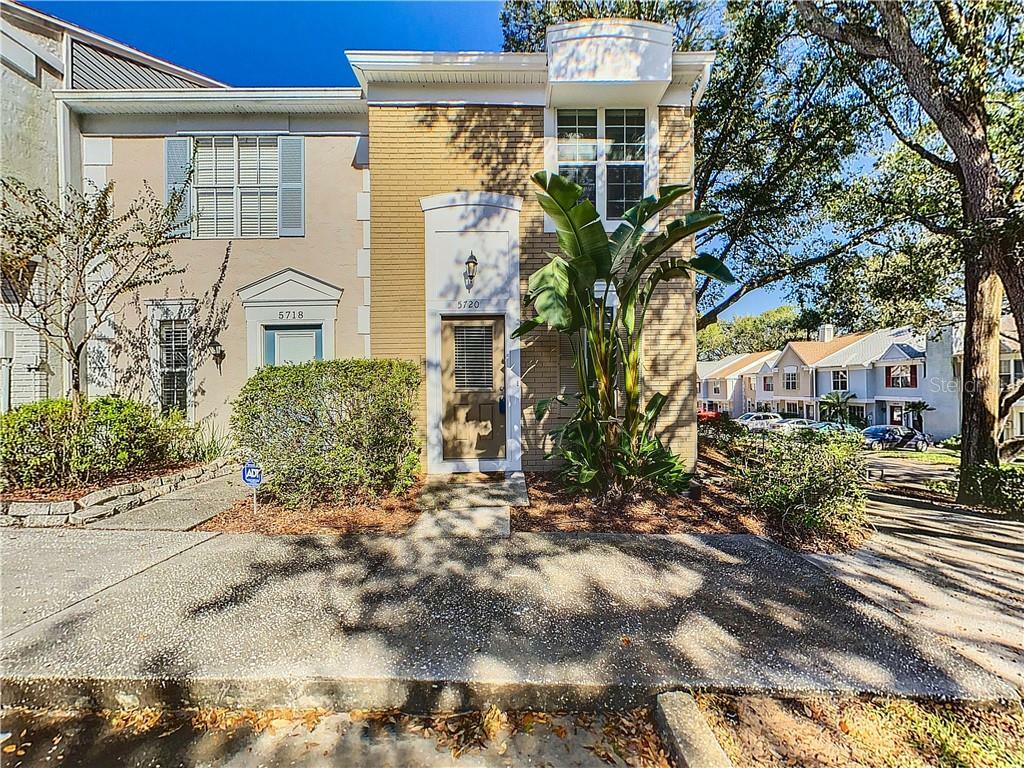 Property Photo: 5720 Bratton Drive FL 33617