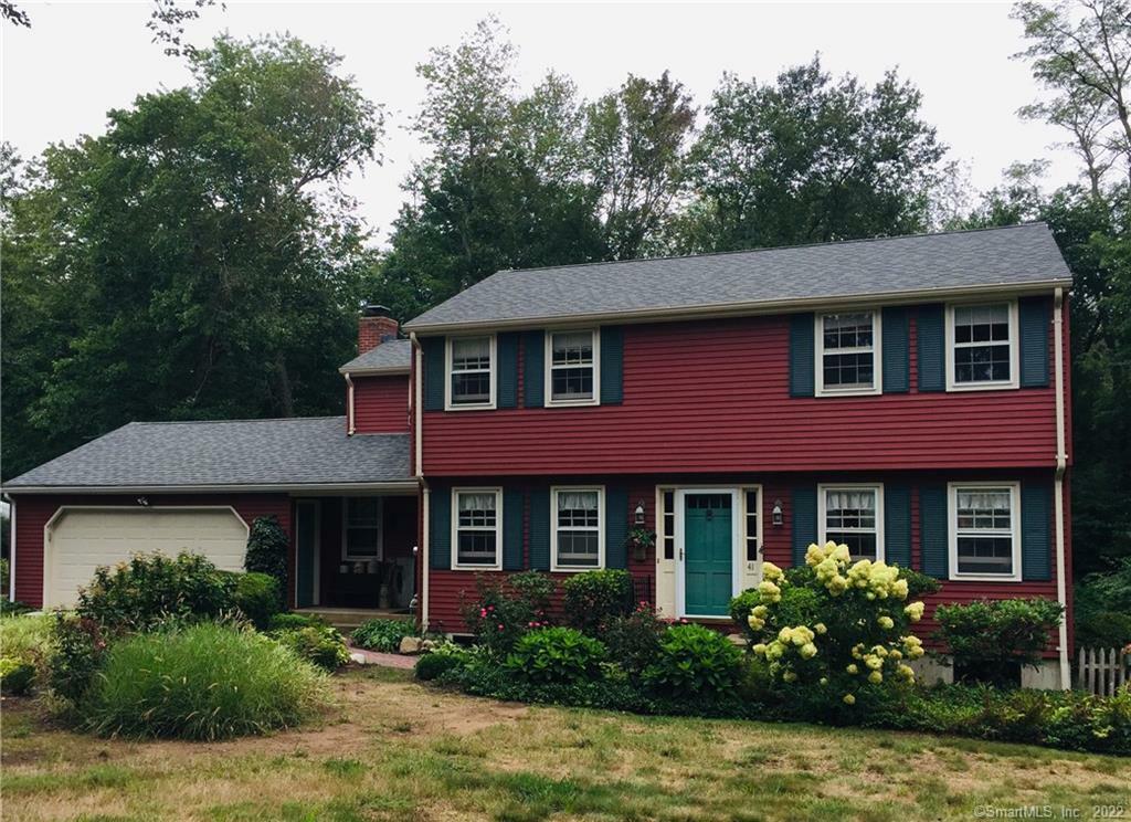 Property Photo: 41 Sandlewood Drive CT 06443