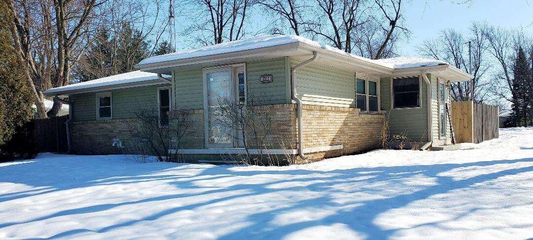 Property Photo:  1221 Kellogg Ave  WI 53546 