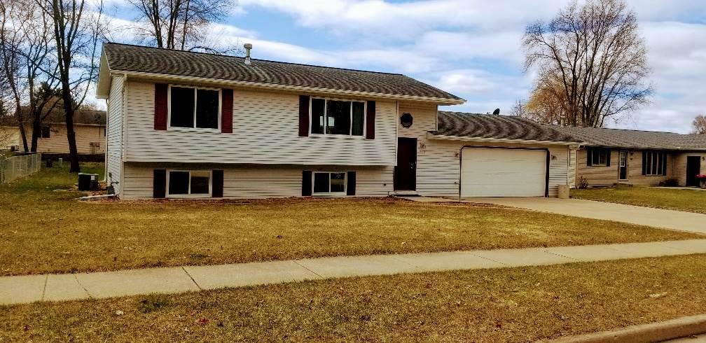 Property Photo:  209 West Lafollette St  WI 53954 