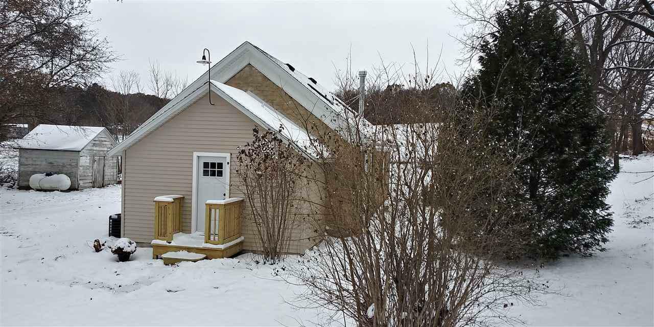 Property Photo:  15048 West Avon North Townline Rd  WI 53520 