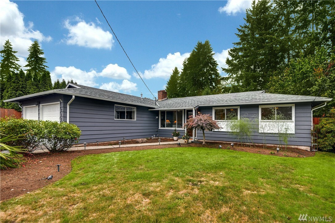 Property Photo:  2501 165th Ave NE  WA 98008 