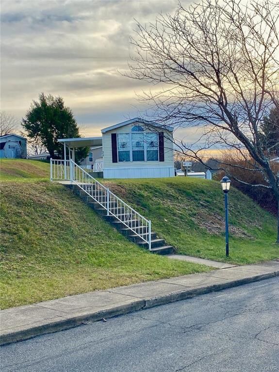 Property Photo:  212 Molly Pitcher Lane  PA 18343 