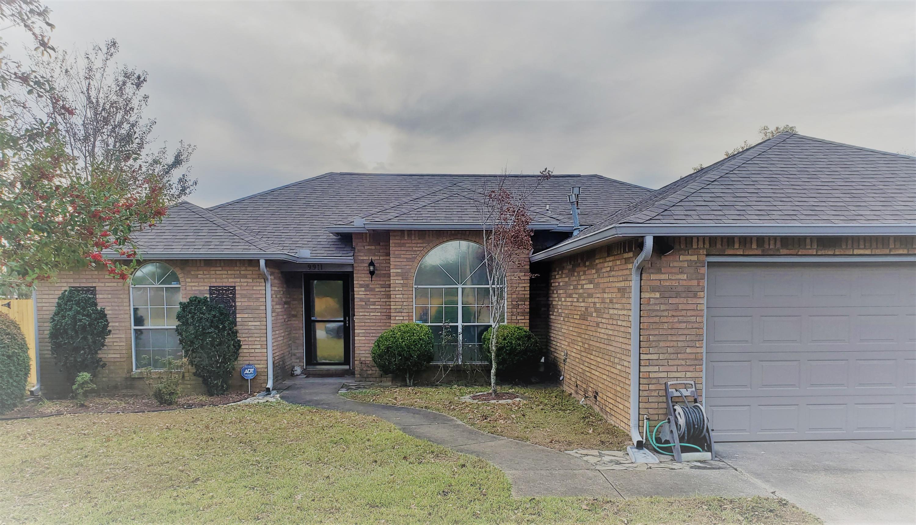 Property Photo:  9911 Orion Lake Circle  FL 32566 