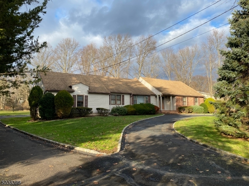 Property Photo:  1761 Raritan Rd  NJ 07076 