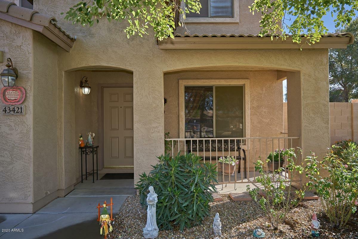 Property Photo:  43421 W Sagebrush Trail  AZ 85138 