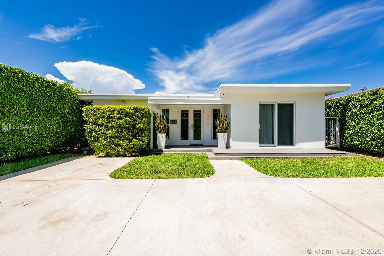 Property Photo: 575 W 50th St FL 33140