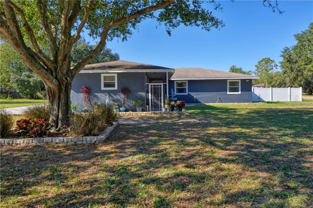 Property Photo:  33425 Picciola Drive  FL 34731 