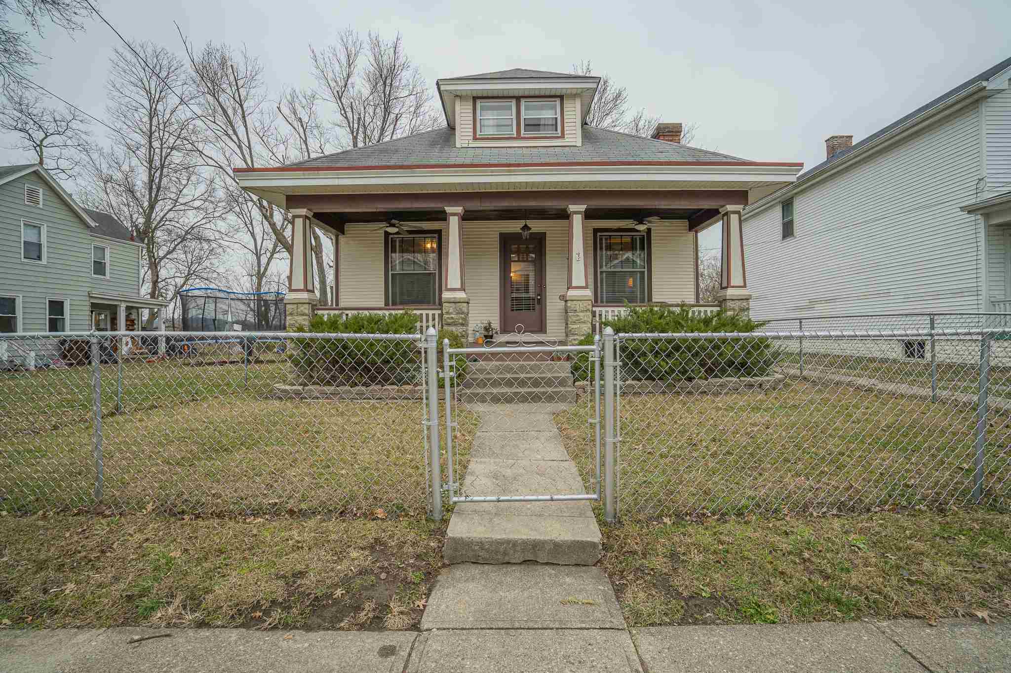 Property Photo:  208 E 46th Street  KY 41015 