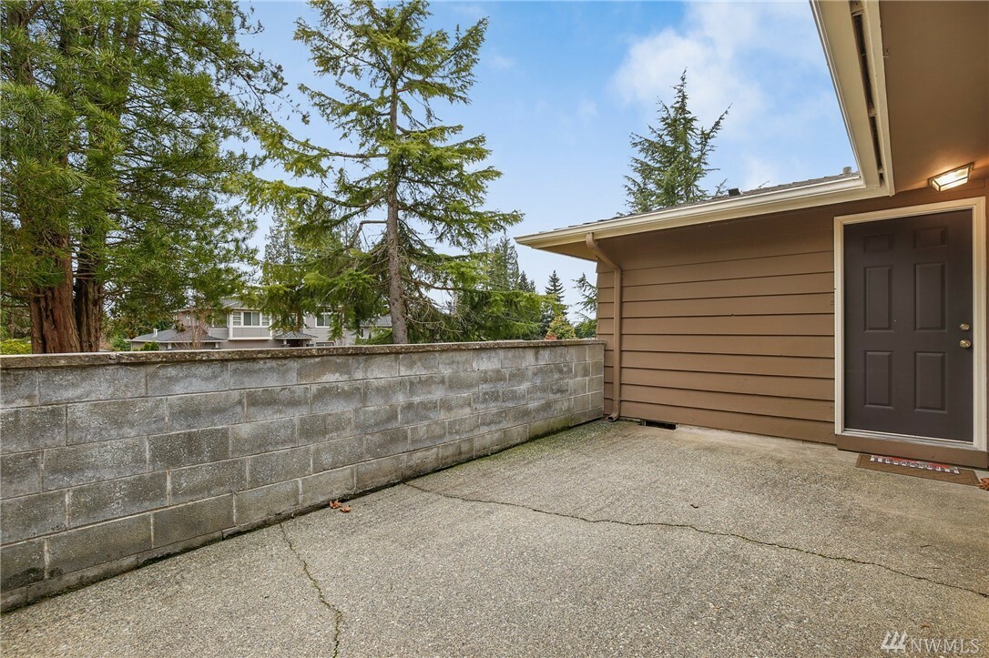 Property Photo:  15416 SE 132nd St  WA 98059 