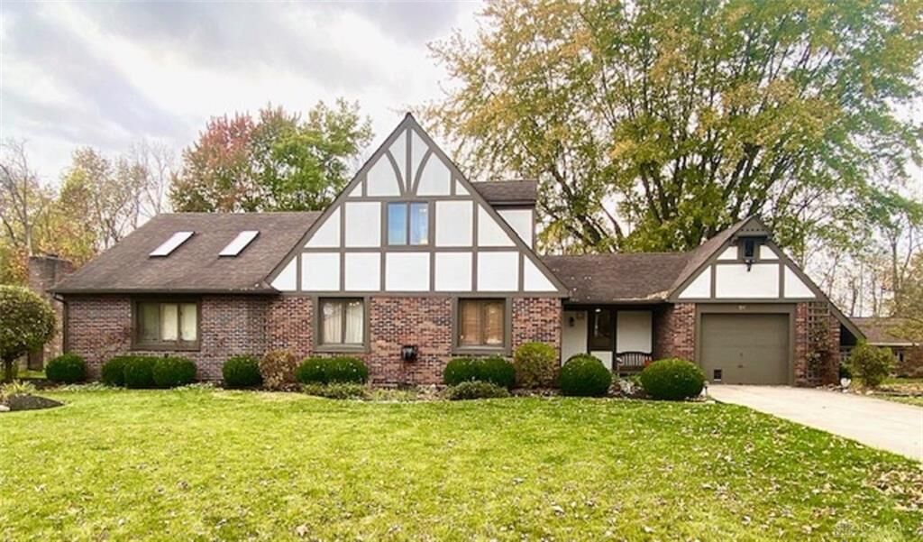 Property Photo:  206 Irelan Boulevard  OH 45304 
