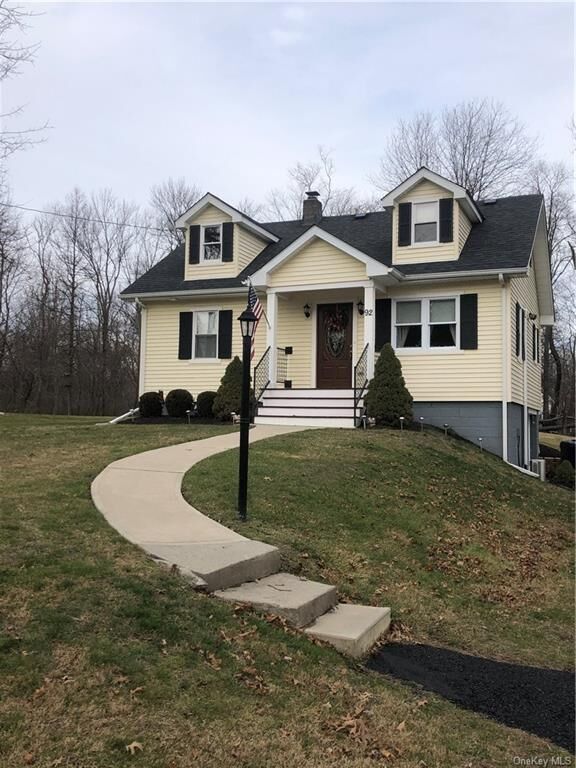 Property Photo:  92 Weaver Street  NY 12549 