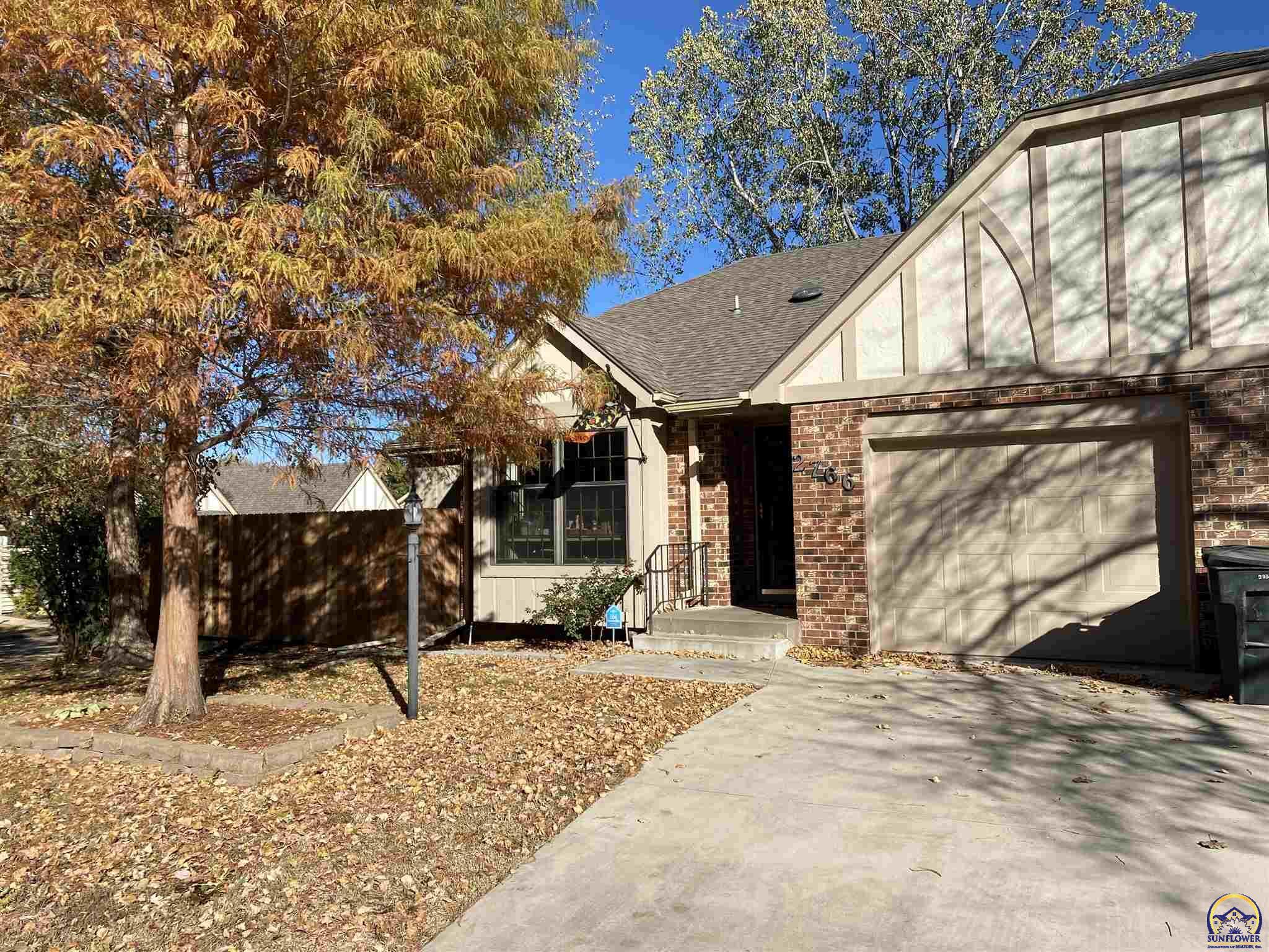Property Photo: 2766 SW Arrowhead Rd KS 66614